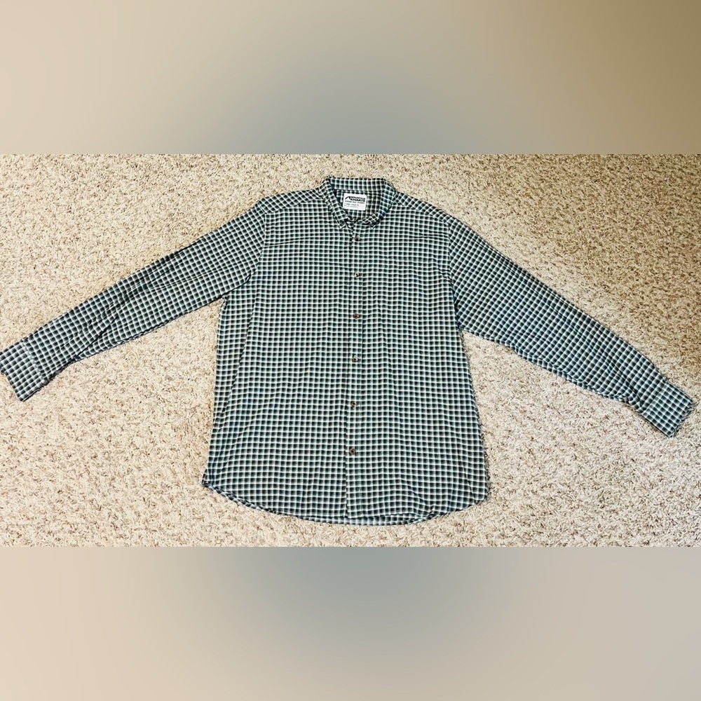 Mountain Khakis Men's Grey Plaid Button Down Shirt
